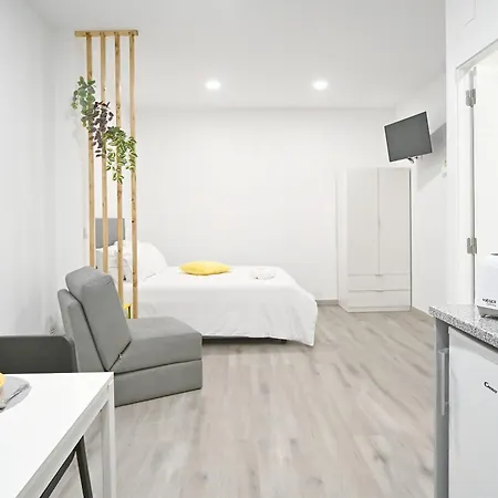 Right Place Лісабон