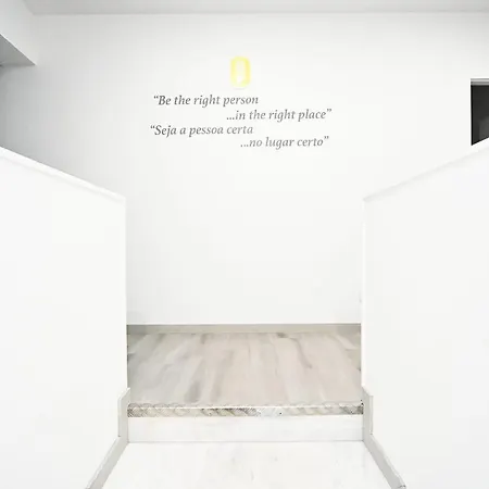 Apartament Right Place *