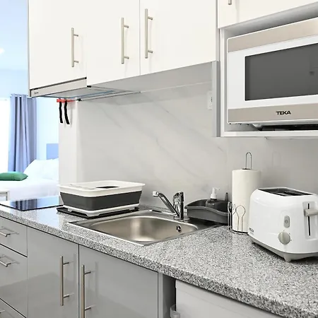 Right Place Apartment *