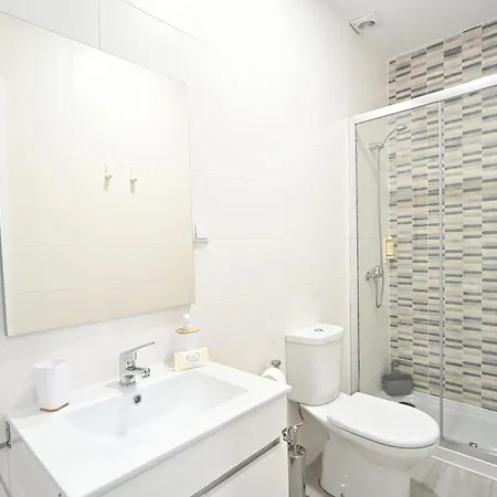 Apartament Right Place *